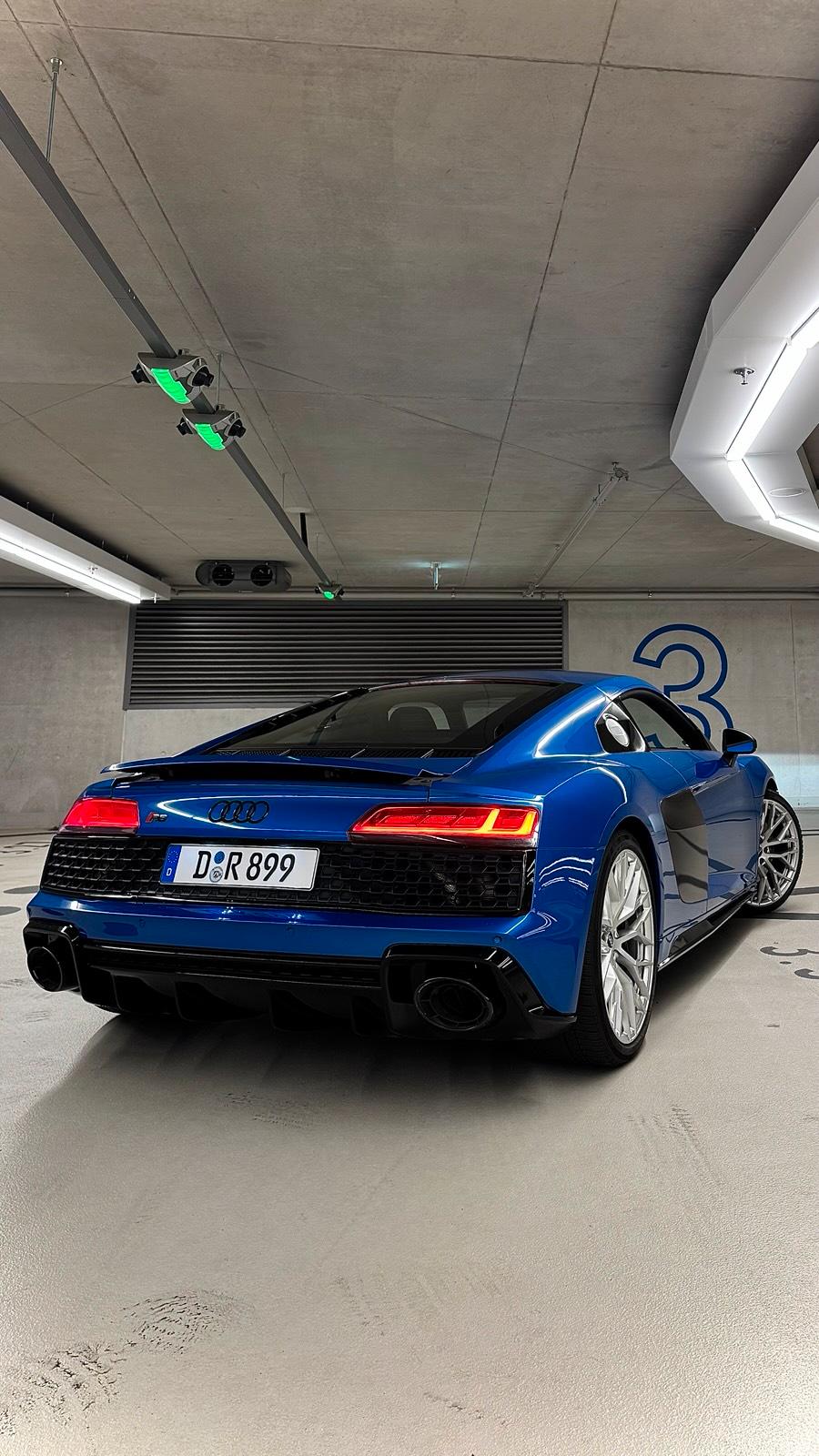 Jetzt Mieten ✅ Audi R8 V10 LAUT! Ab 20 Jahren Mieten Auto Sportwagen mieten hochzeitsauto mieten Düsseldorf Lieferung nach essen Köln Oberhausen aachen Möncheng Bild 3