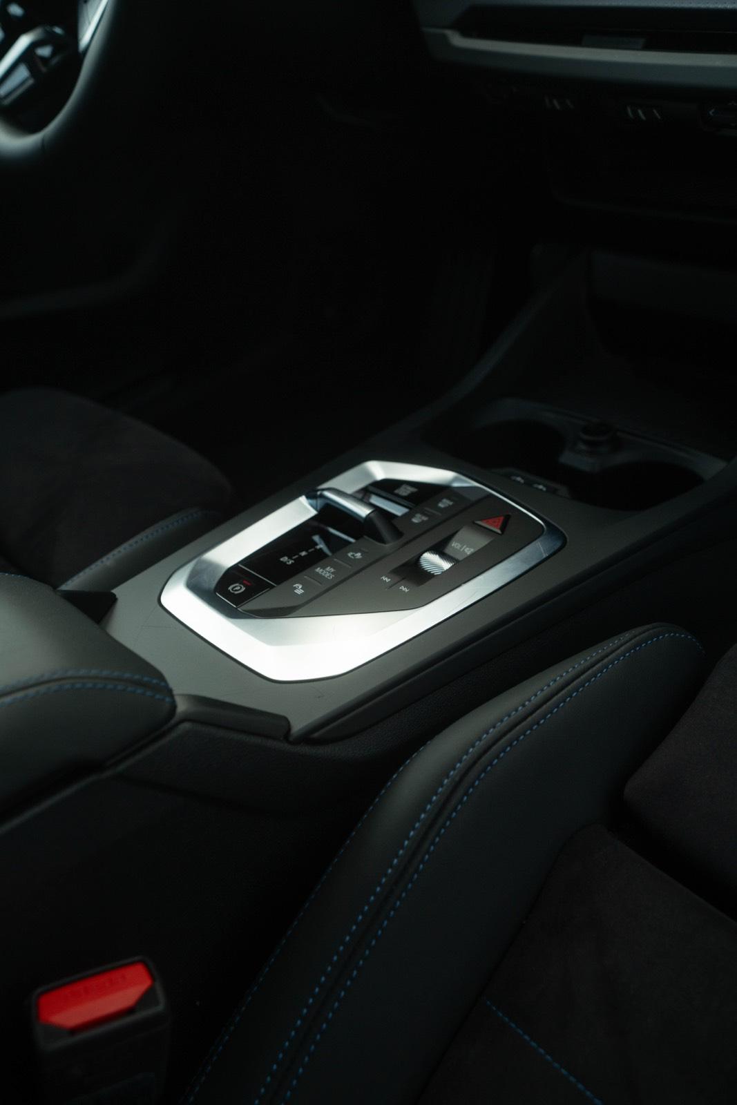 BMW 120d (2025) M Paket – Luxus & Fahrspaß zu mieten! Bild 3