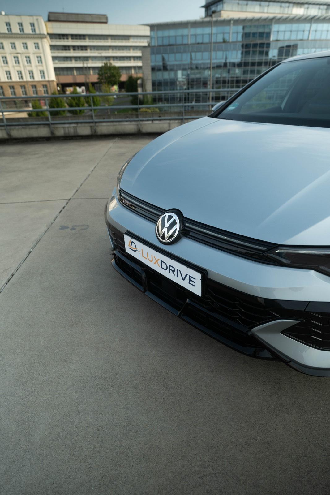 VW Golf GTI Clubsport Facelift|300PS| Sportwagenvermietung NRW Bild 5