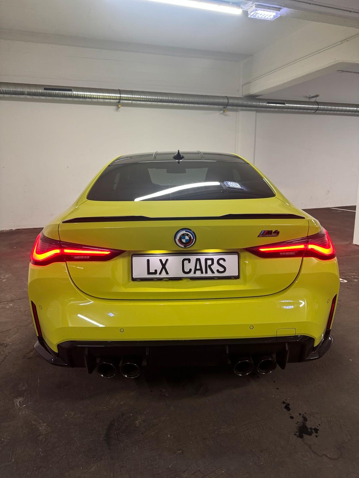 BMW M4 COMPETITION CS X DRIVE M3 DÜSSELDORF MIETEN LEIHEN MIETWAGEN SPORTWAGEN Bild 4