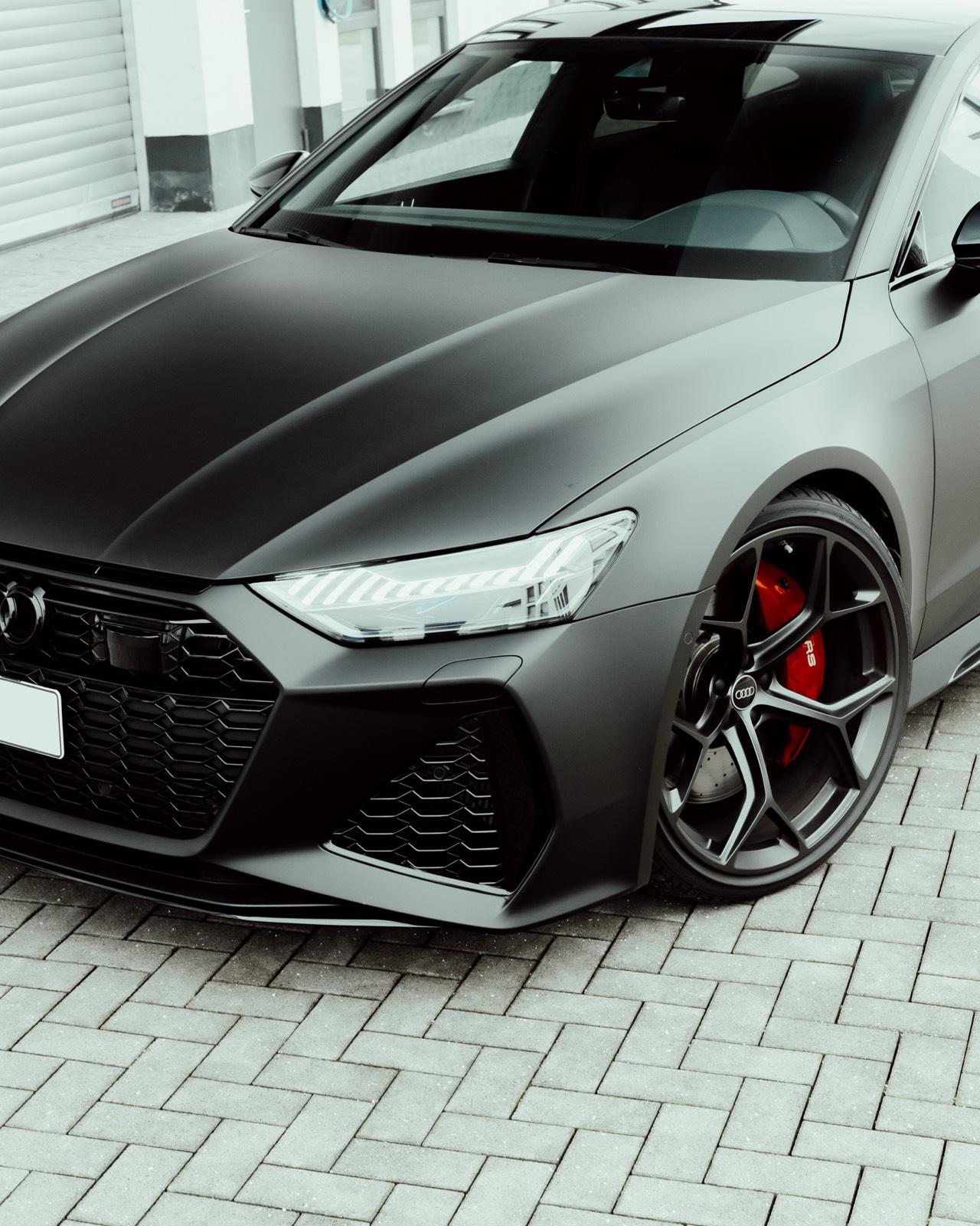 AUDI RS7 PERFORMANCE MIETEN MIETWAGEN SPORTWAGEN HOCHZEITSWAGEN Bild 4