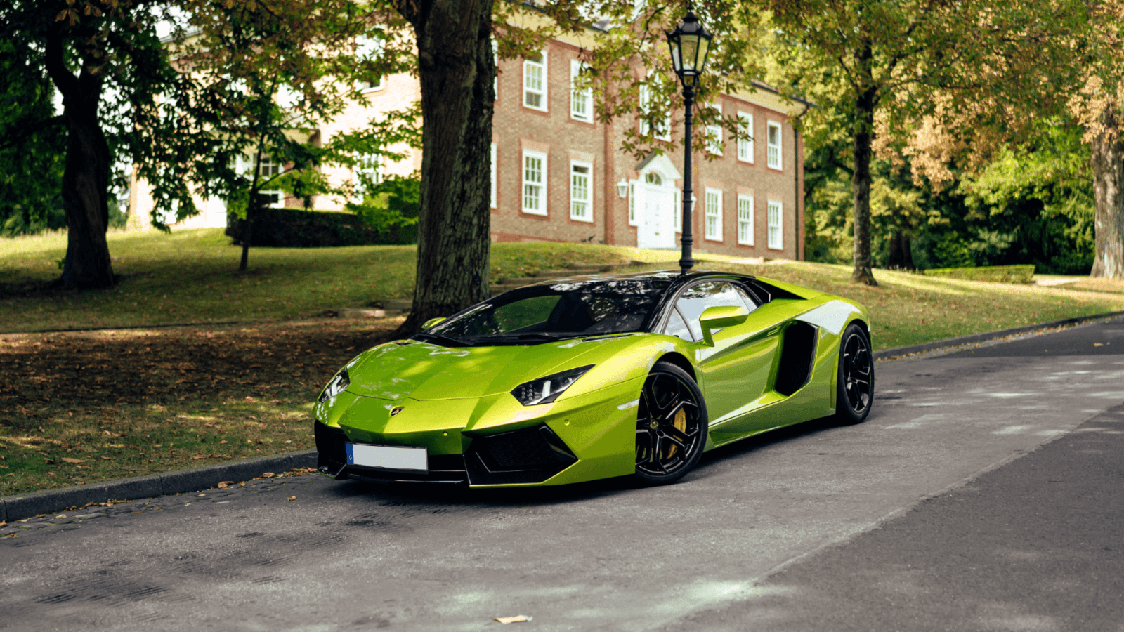 Lamborghini Aventador mieten - Sportwagen Bild 2