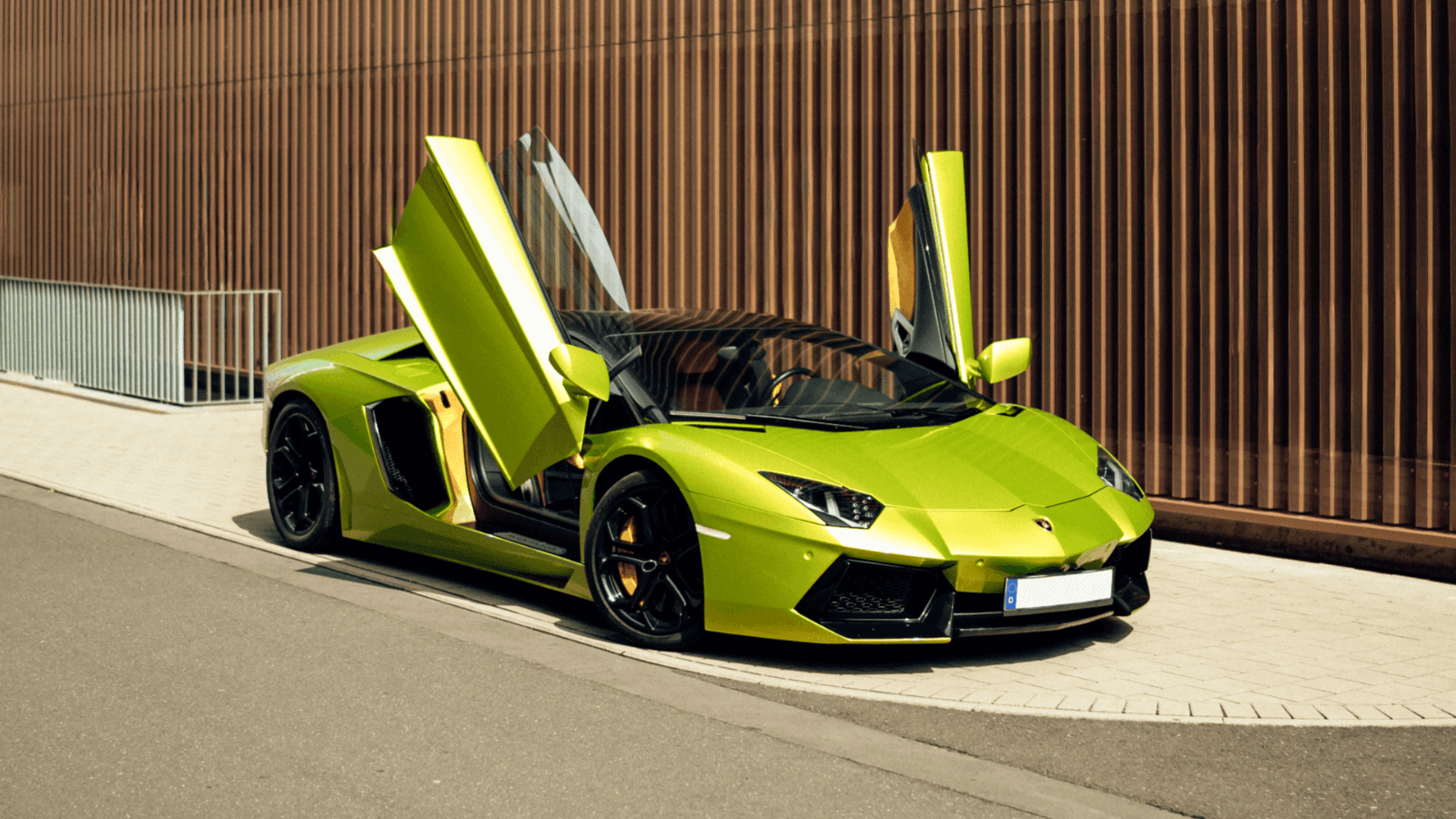 Lamborghini Aventador mieten - Sportwagen Bild 3