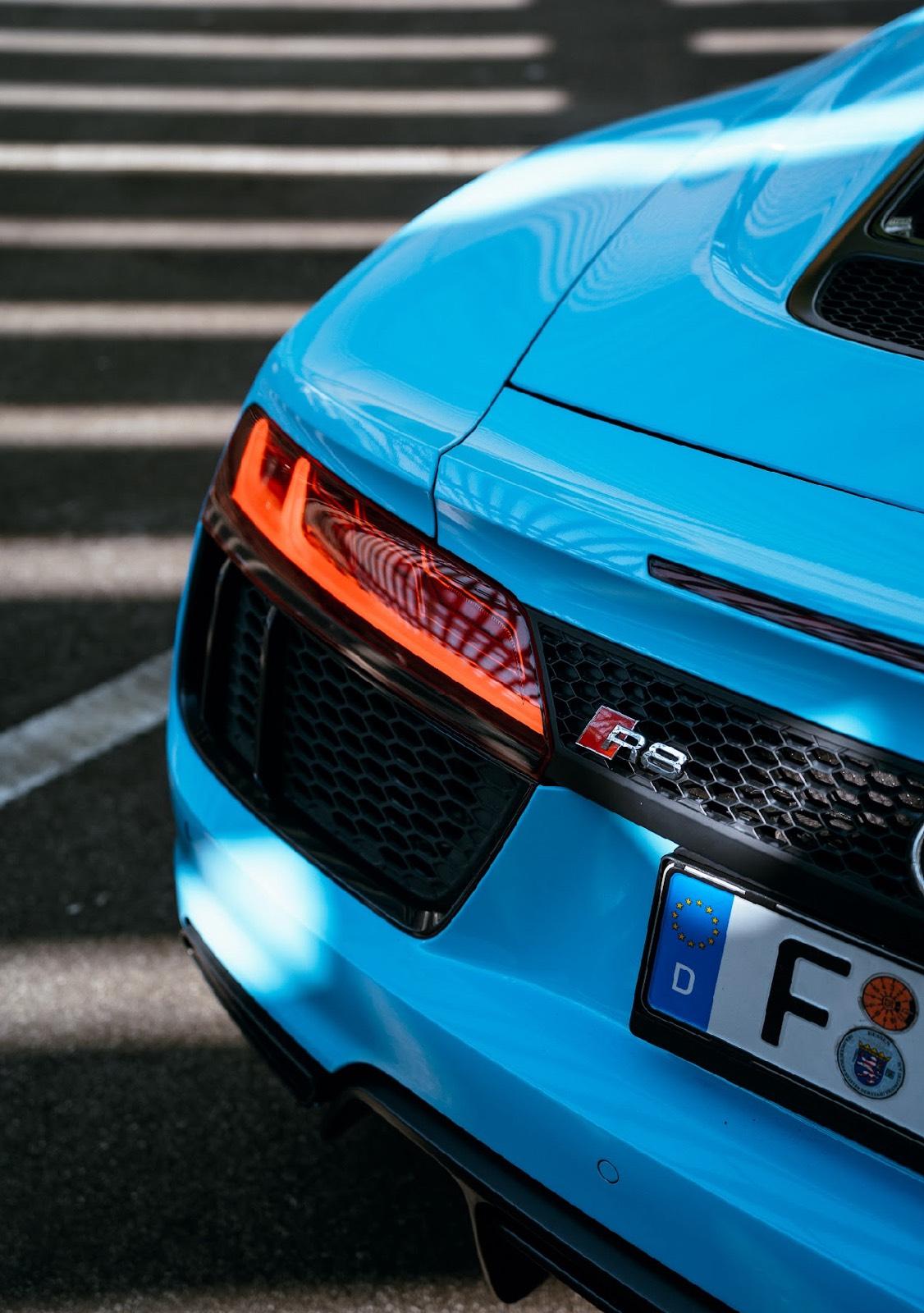 MIETEN - Audi R8 V10 Spyder mieten Bild 3