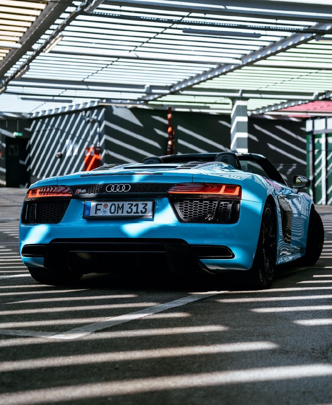 MIETEN - Audi R8 V10 Spyder mieten Bild 5