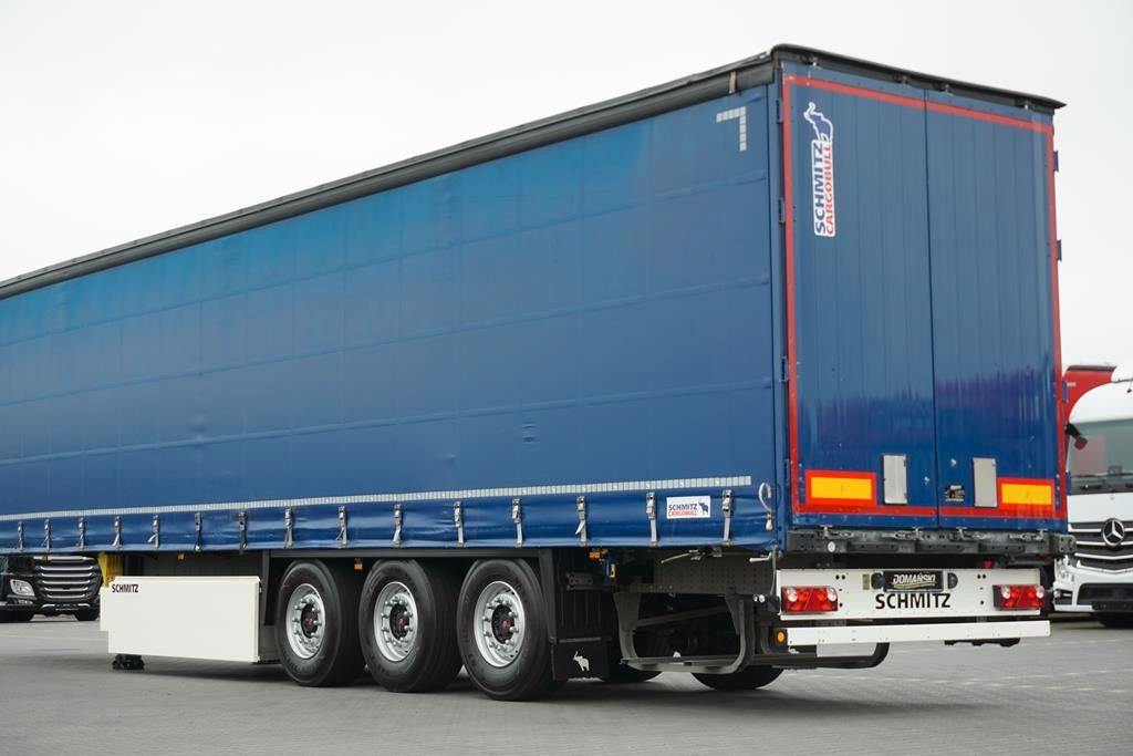 Cargobull Auflieger blau