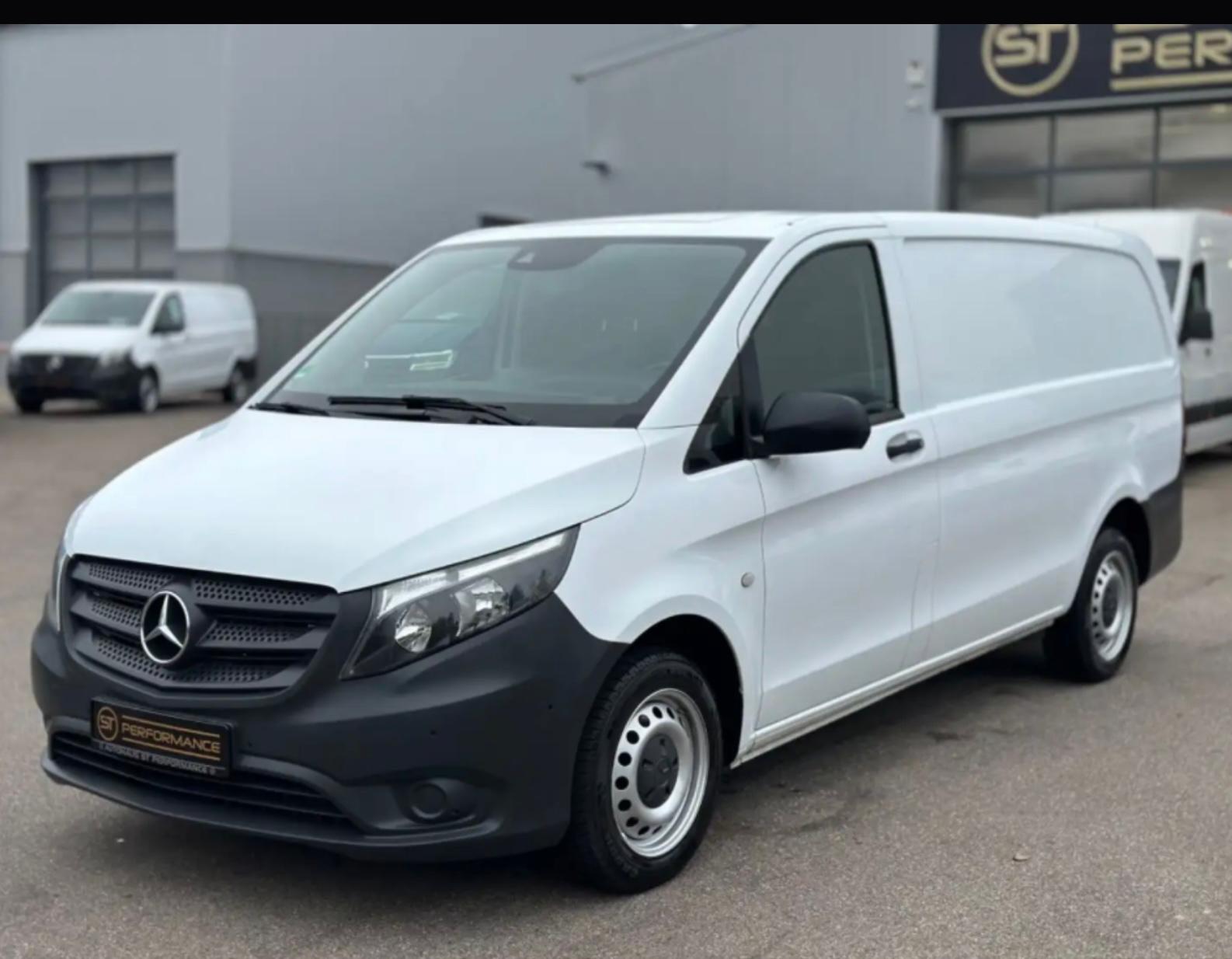 Transporter mieten Mercedes Vito lang/verleihen/günstig/flexibel