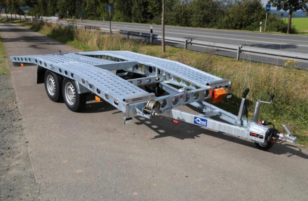 Autoanhänger / Autotransporter / Trailer / Anhänger / Mieten