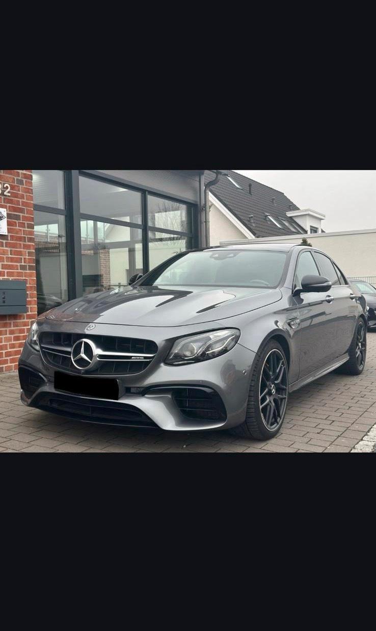 Mercedes-Benz E63s AMG