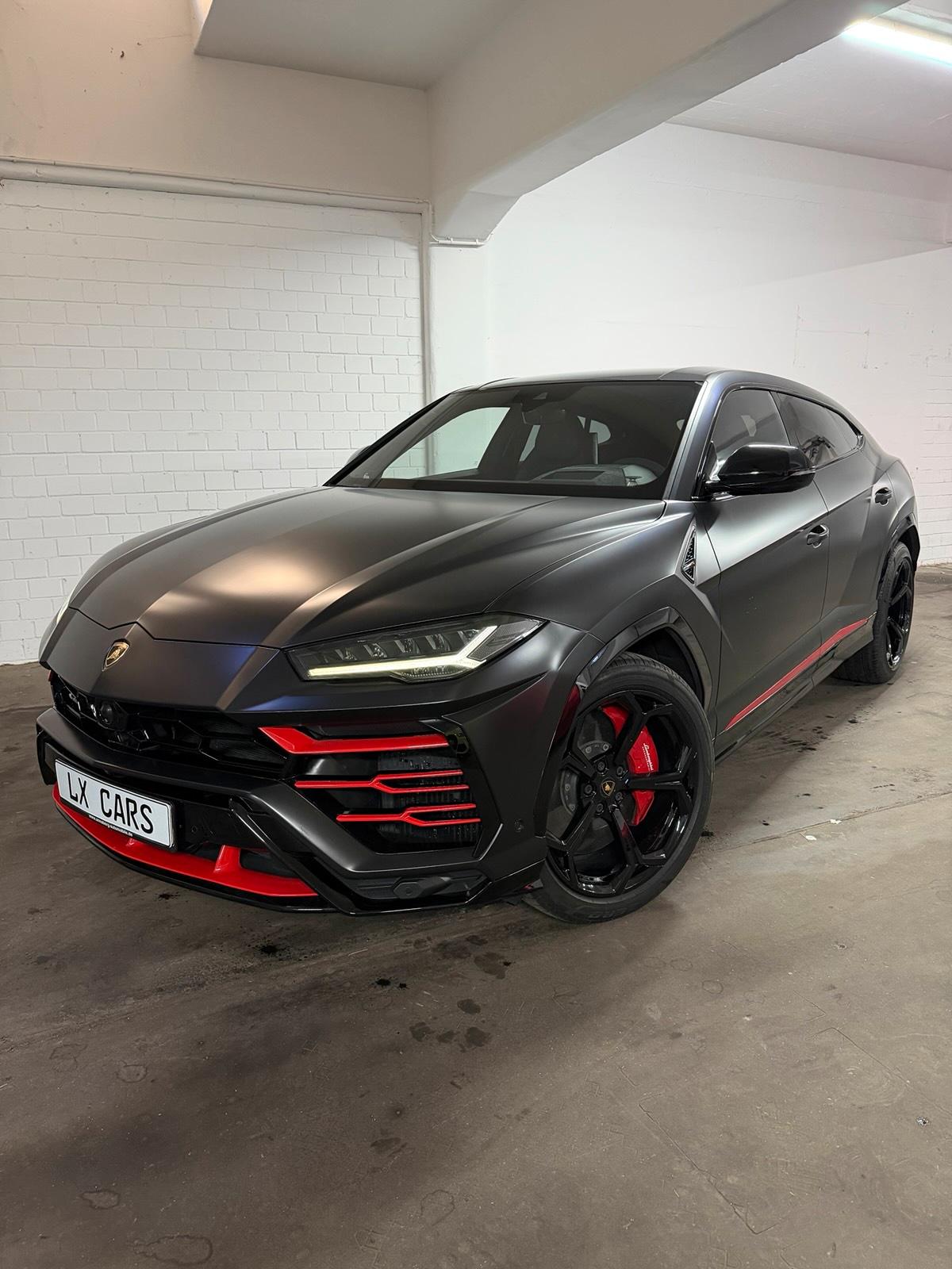LAMBORGHINI URUS MIETEN LEIHEN SPORTWAGEN V8 HOCHZEIT