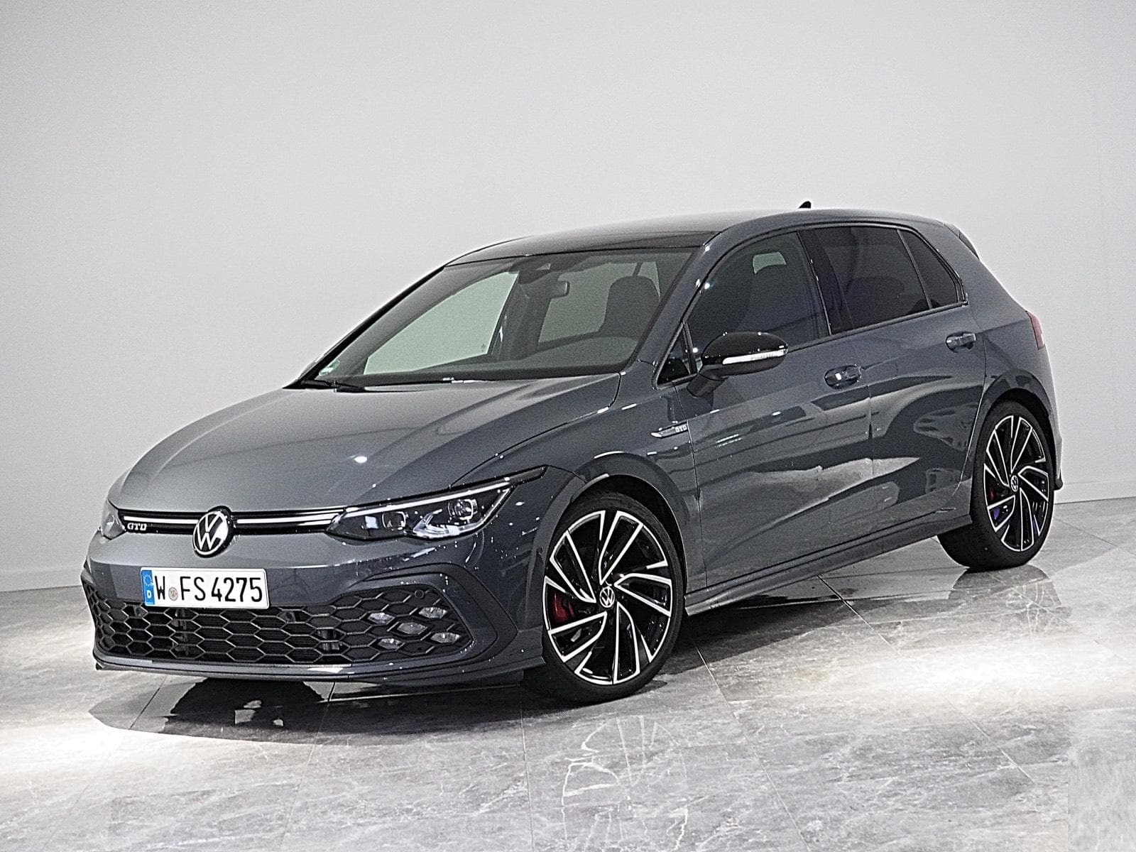 Volkswagen Golf 8 GTD mieten in Wuppertal ab 99€/Tag