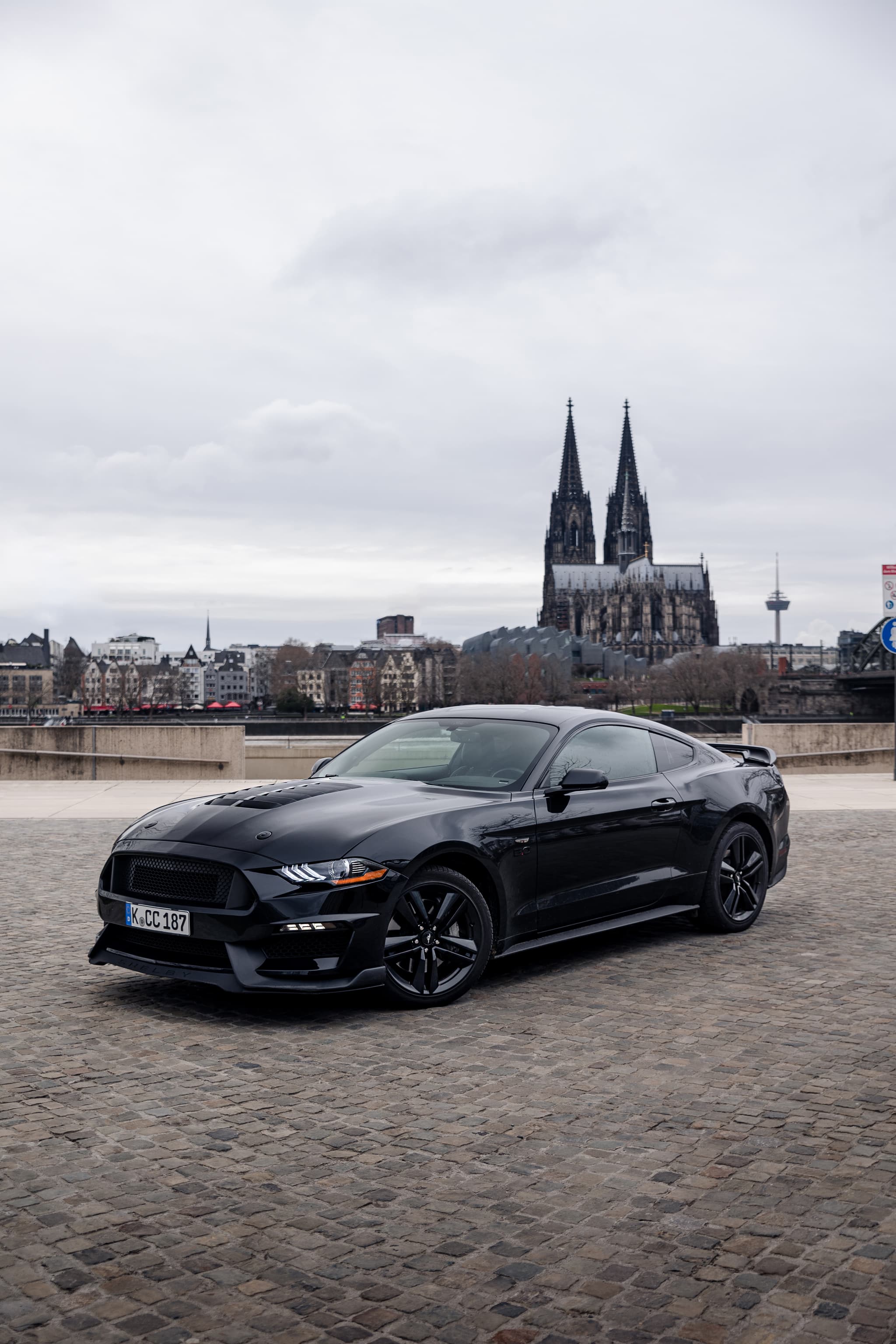 Ford Mustang GT mieten in Köln ab 199€/Tag