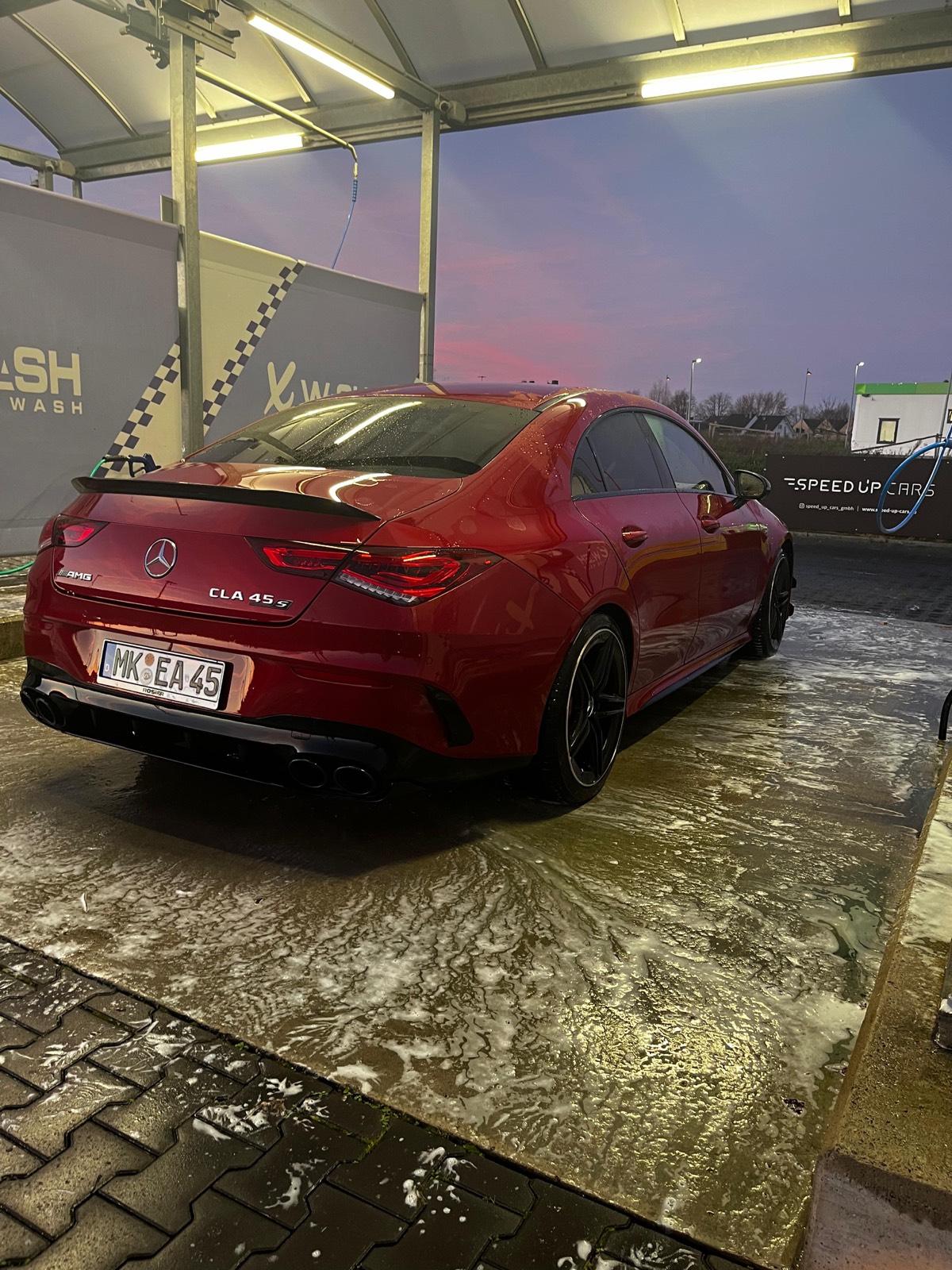 Sportwagen mieten CLA 45s mieten Autovermietung