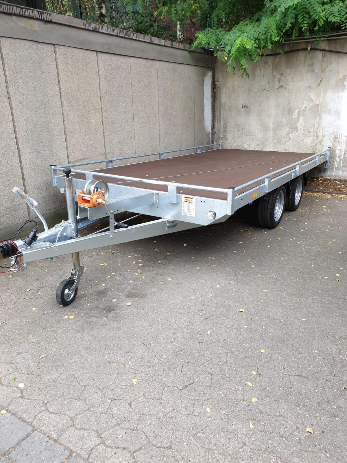 ZU VERMIETEN - Autotransport Anhänger 2070Kg Nutzlast 100Km/h