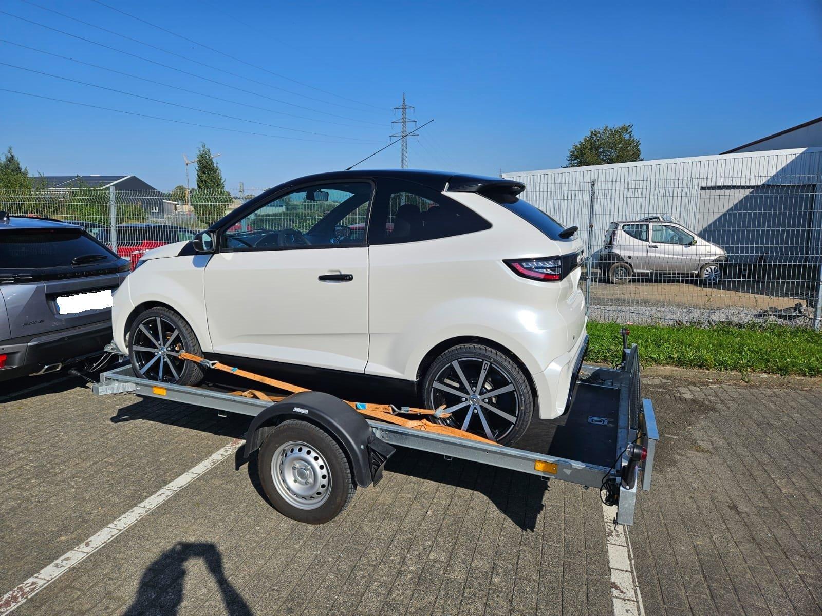 Mini-Autotransporter Kippbar zum mieten, leihen