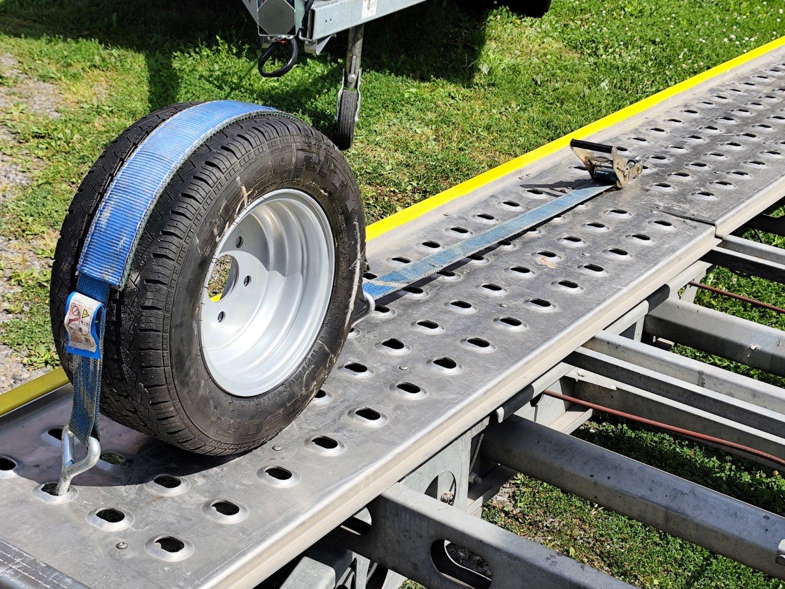 Auto-Trailer kippbar zu vermieten, Autoanhänger zu mieten