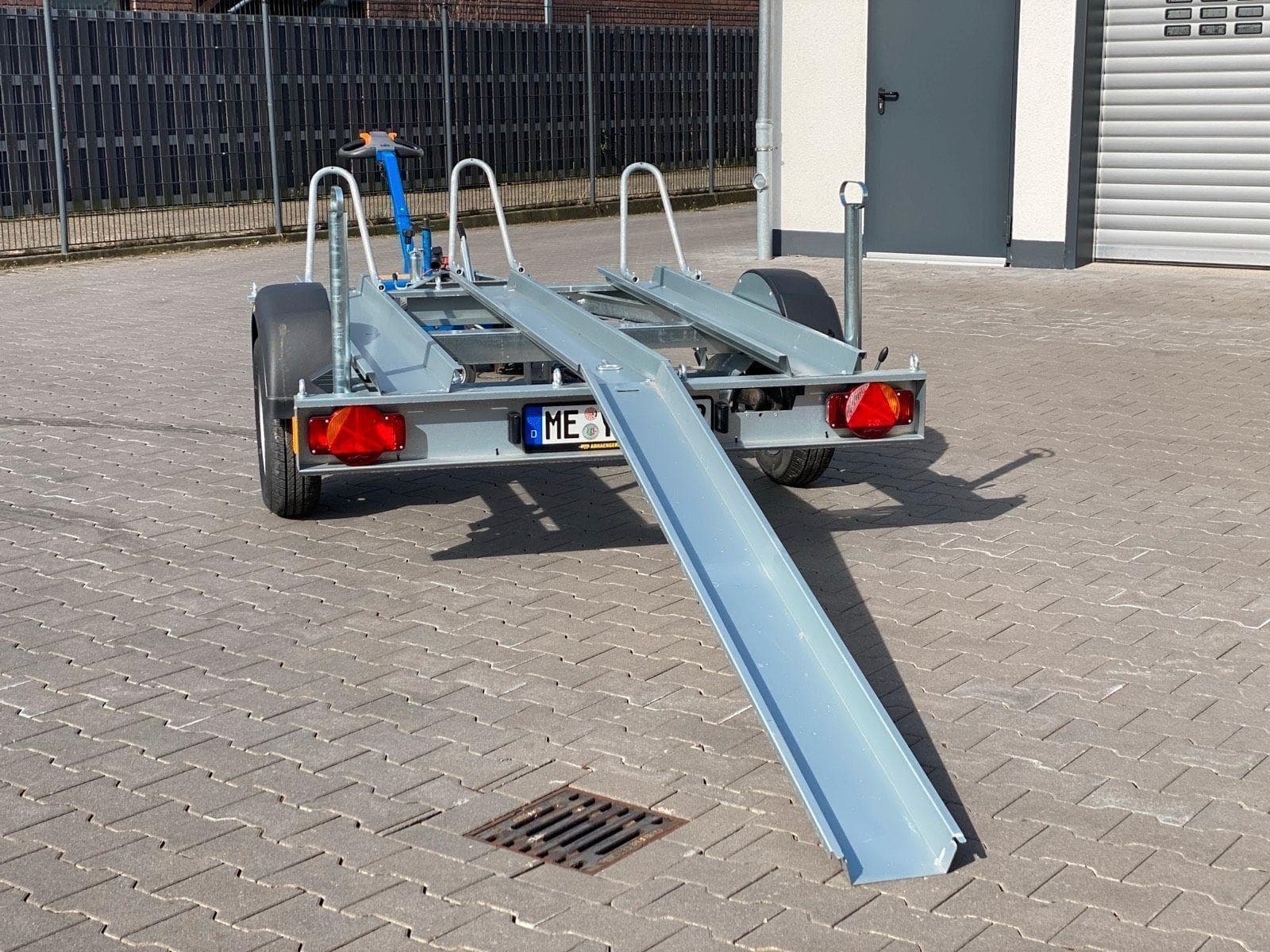Motorradanhänger mieten in Monheim am Rhein ab 25€/Tag