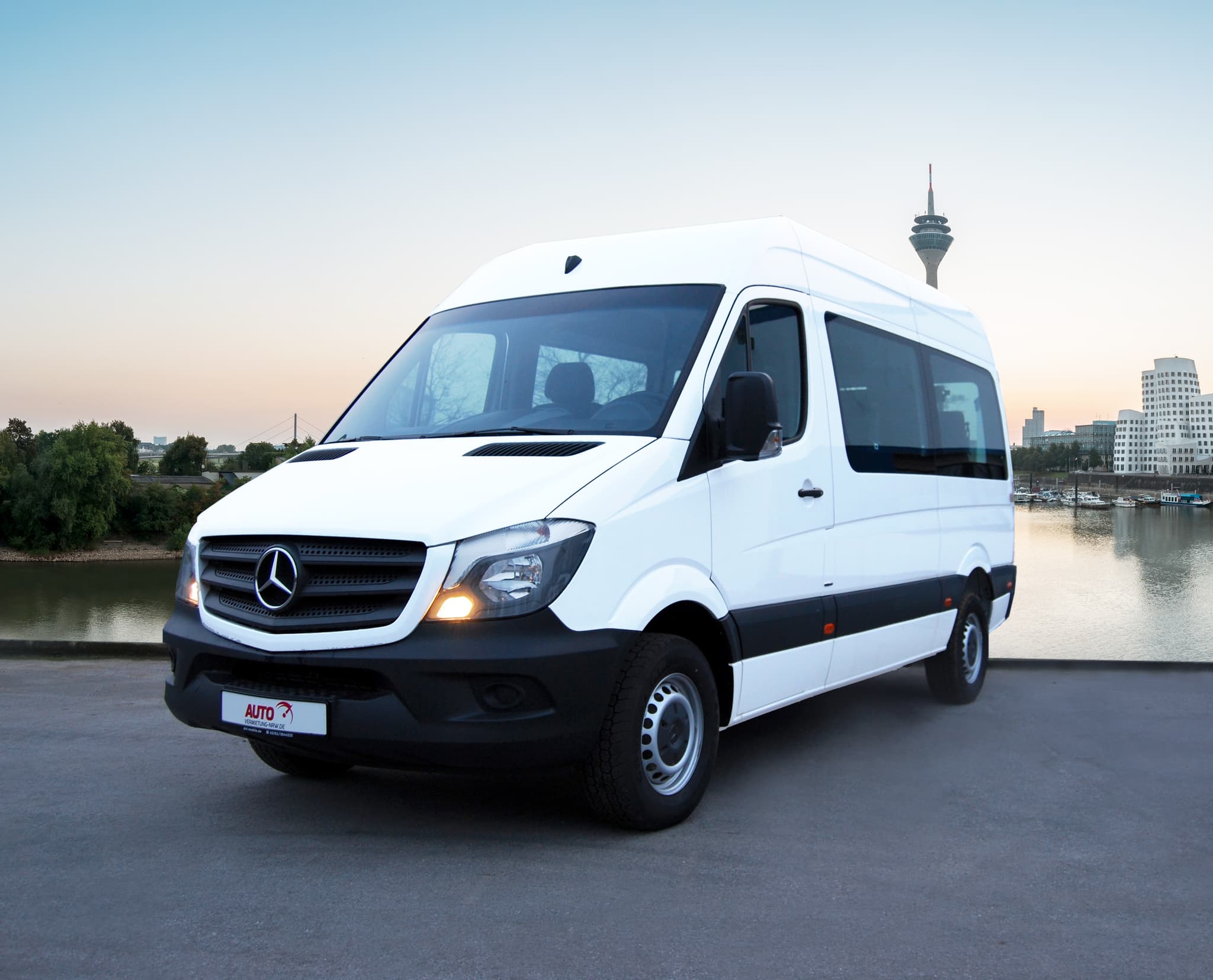MB Sprinter MIT Rollstuhllift