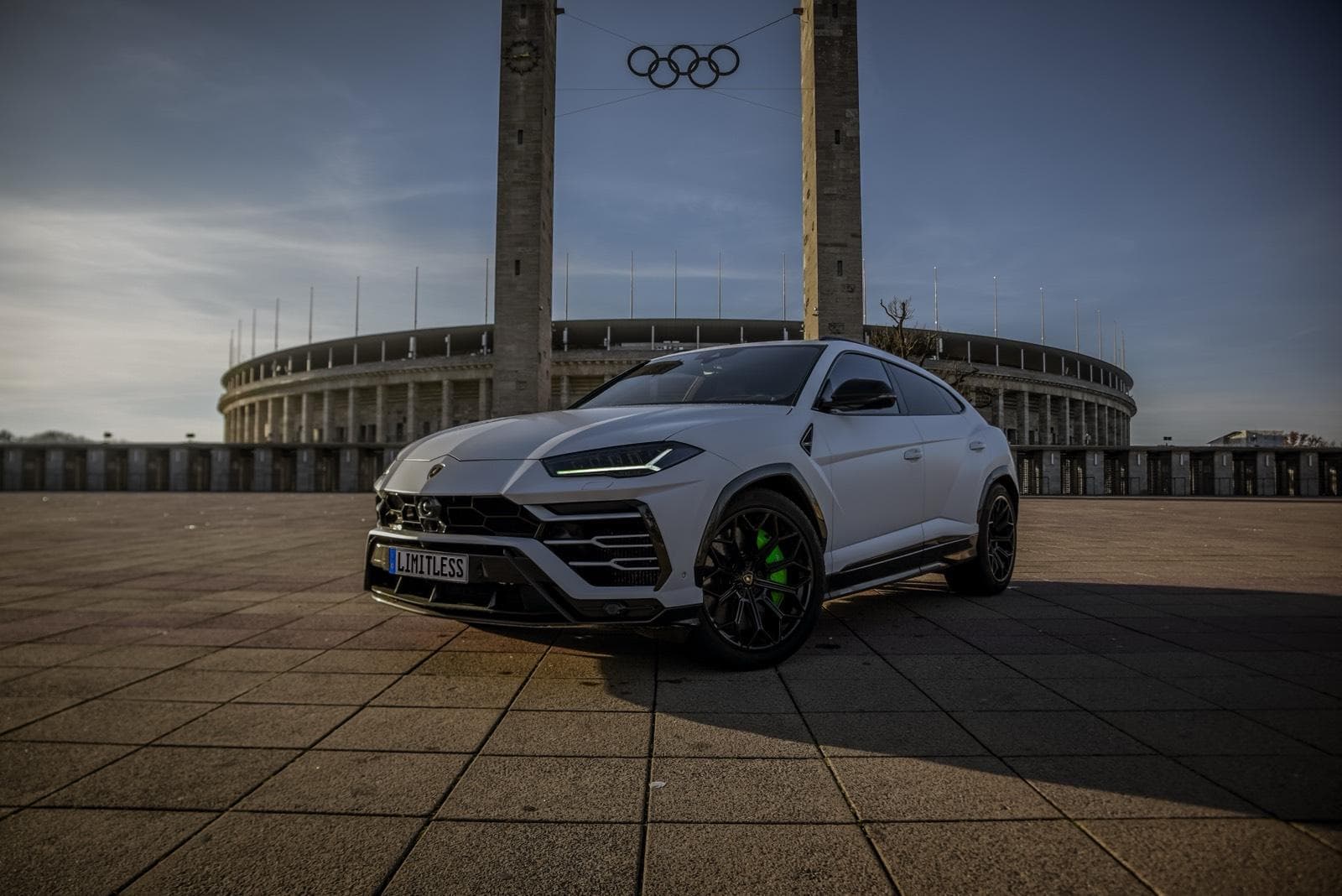 Lamborghini Urus mieten in Berlin ab 799€/Tag
