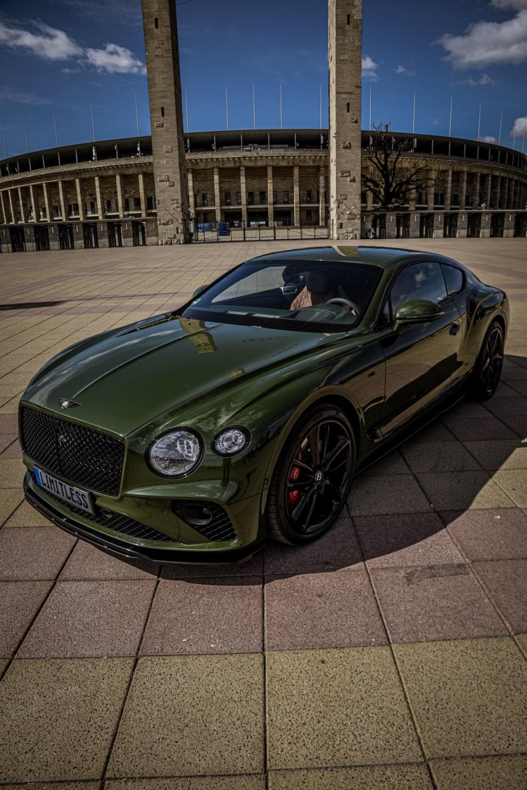 Bentley Continental GT Sportwagen Coupe mieten in Berlin ab 599€/Tag