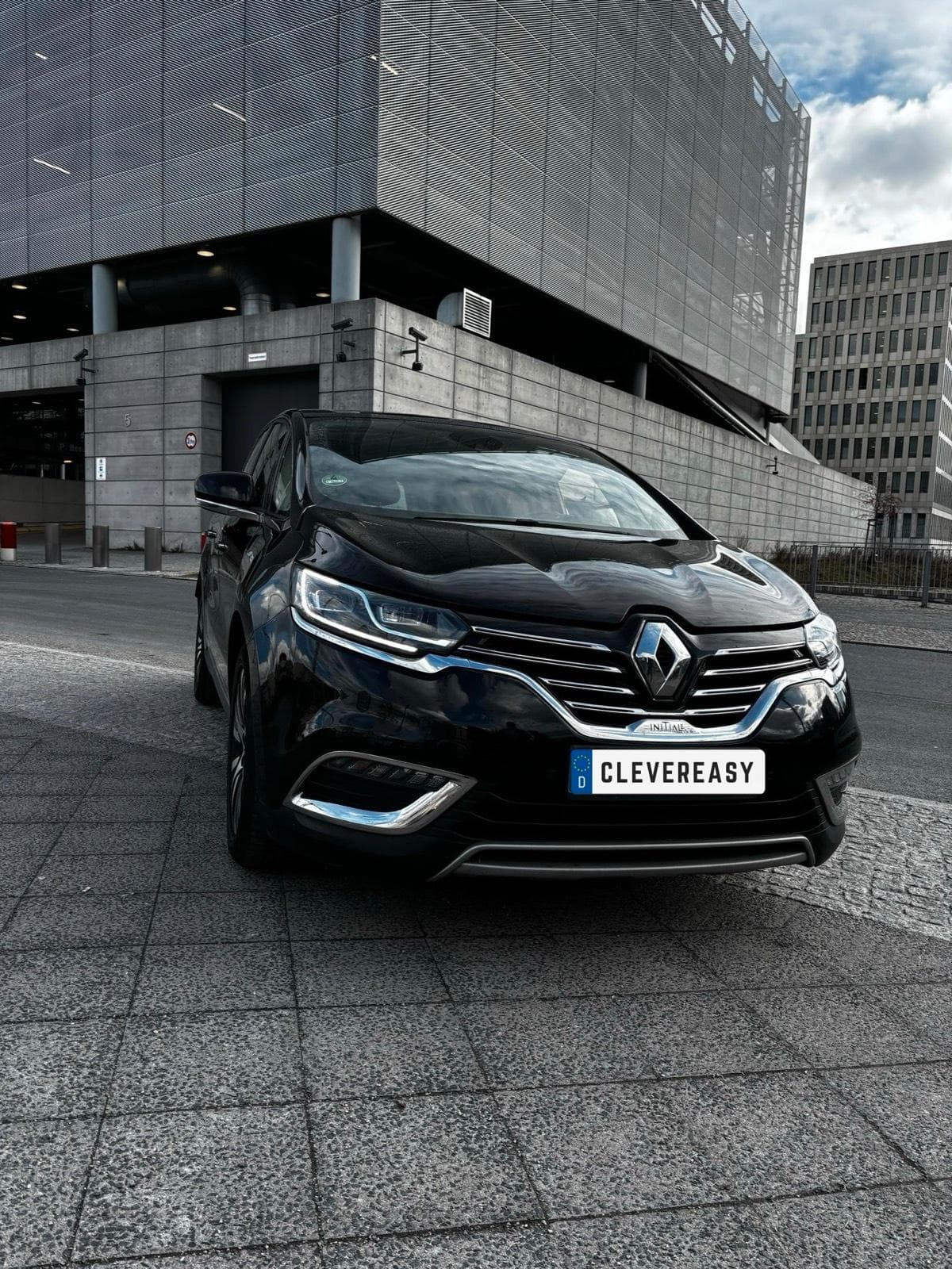 Renault Espace mieten in Berlin ab 59€/Tag