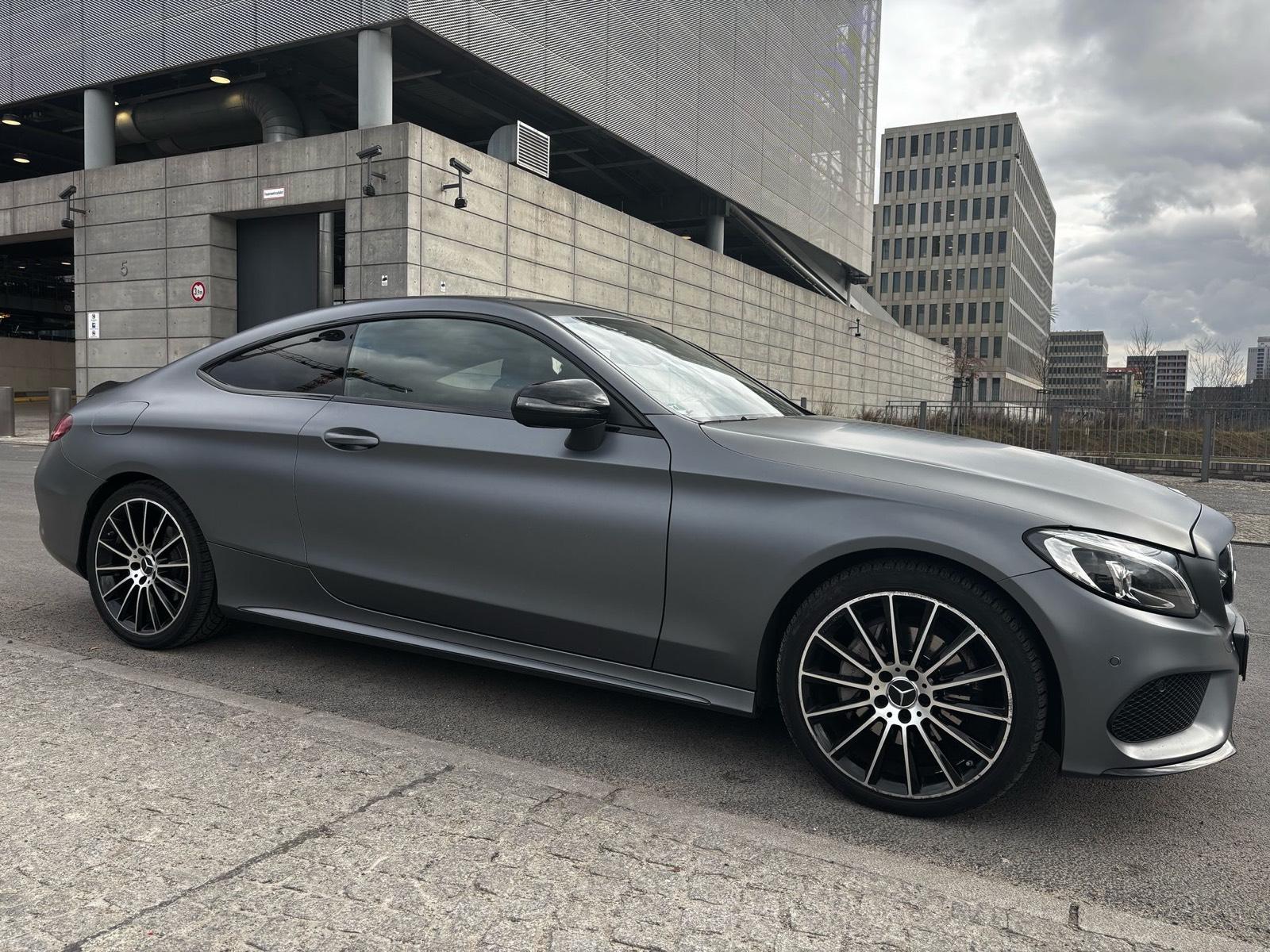 Mercedes Coupé AMG Line/ Mietwagen