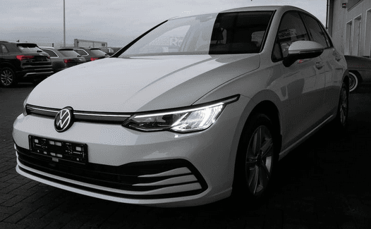 VW Golf 8 mieten in Berlin ab 120€/Tag