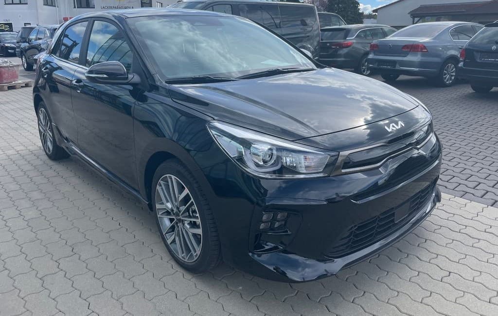 KIA Rio mieten in Berlin ab 169€/Tag