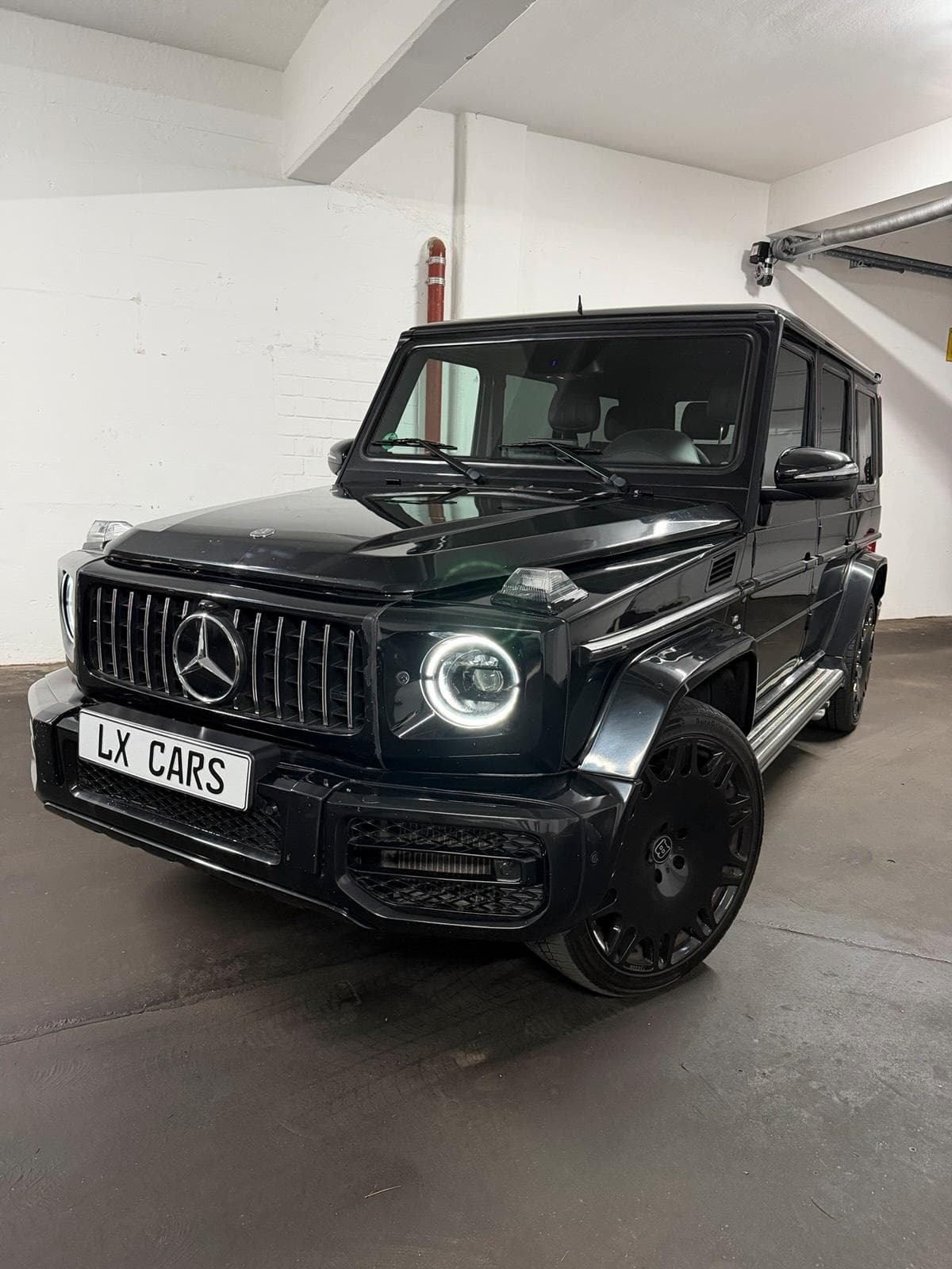 Mercedes G63 AMG G Klasse Hochzeit mieten in Duisburg ab 400€/Tag