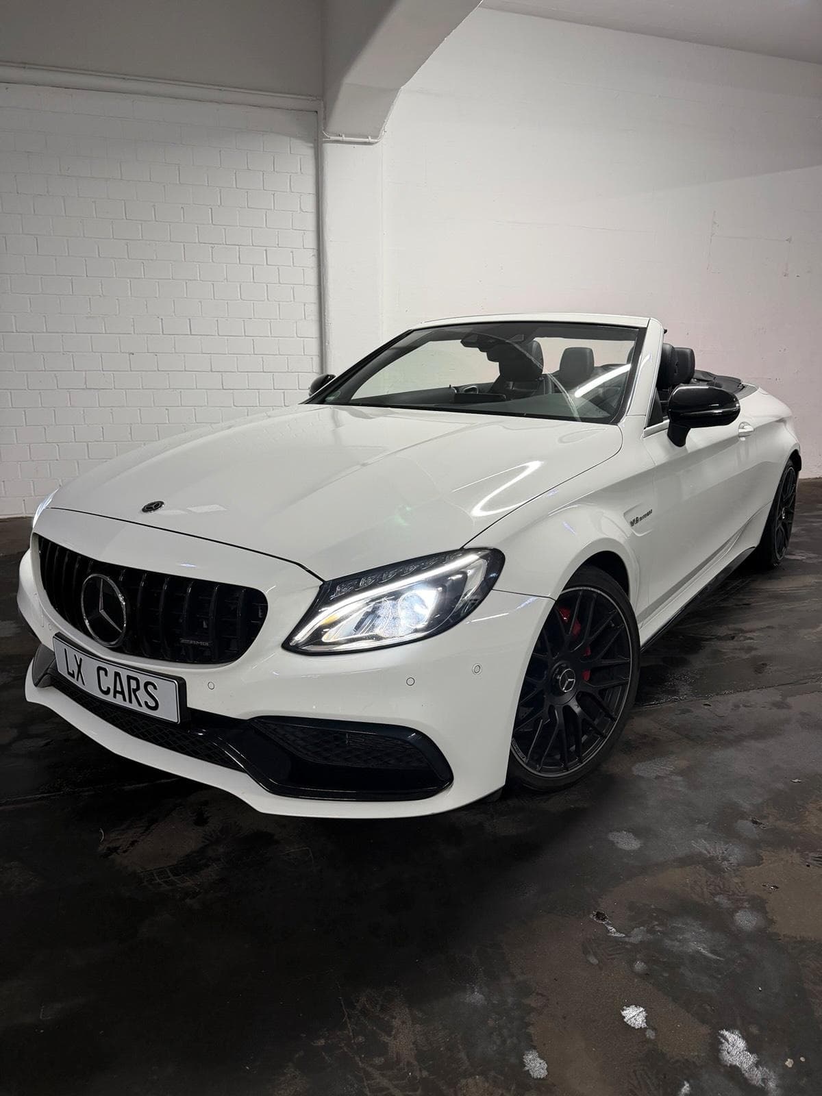 Mercedes Benz C63s V8 Cabrio mieten in Düsseldorf ab 200€/Tag