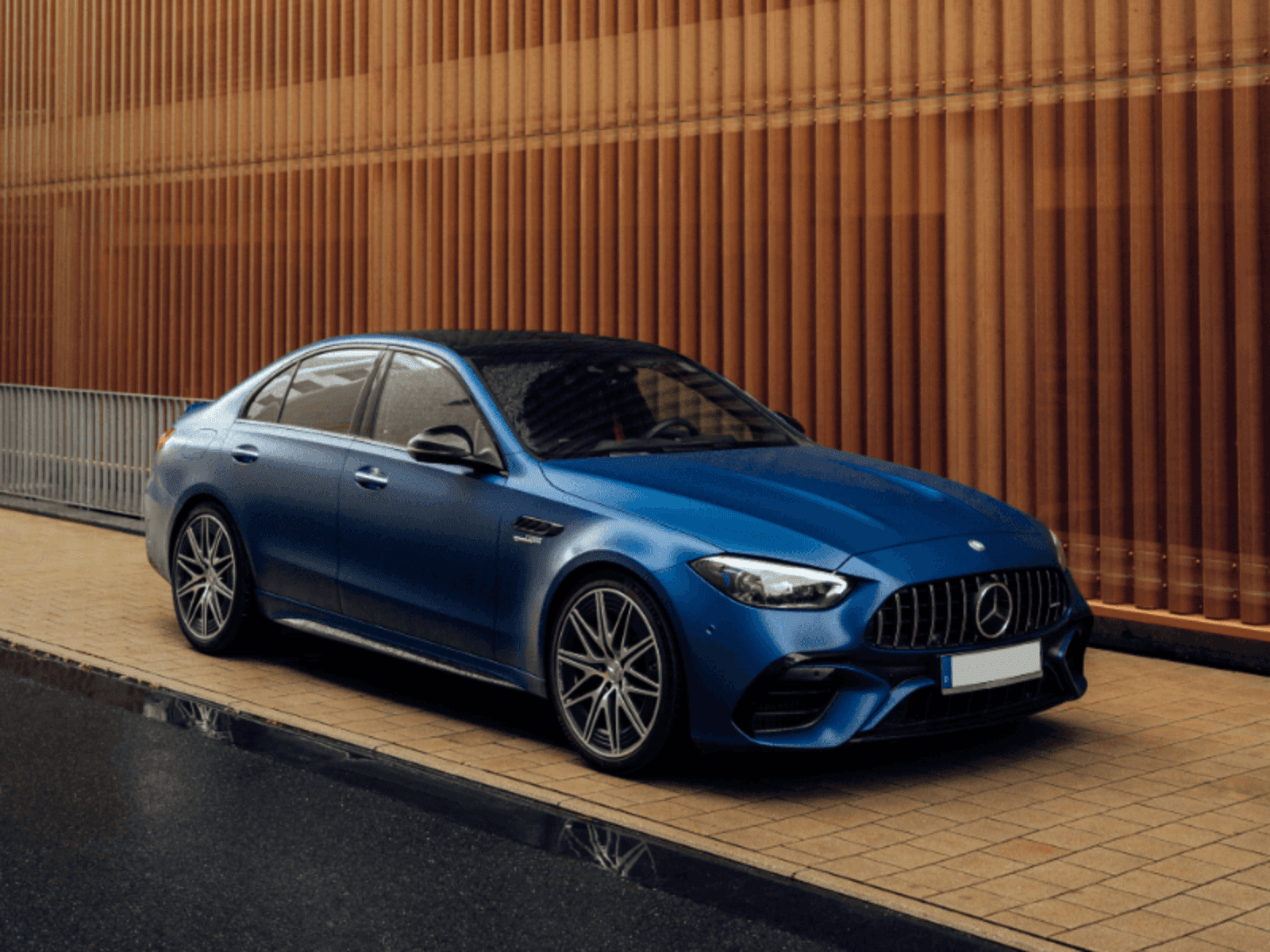 MIETEN - Mercedes-Benz C63sE Performance AMG mieten